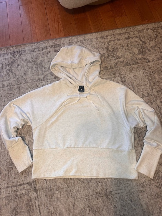 Nike Tops - Nike Women's Cream Hooded Pullover Sweatshirt